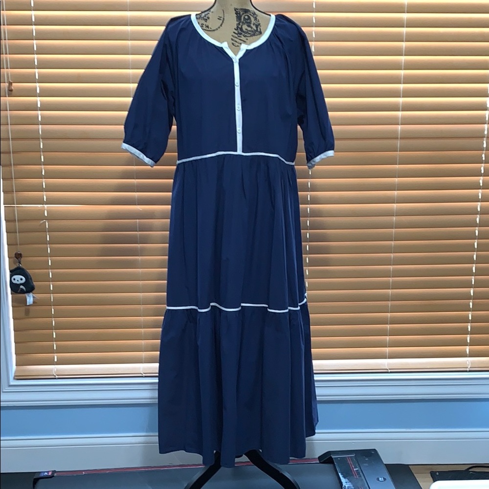 Elegant XXL Navy Blue Dress with White Trim